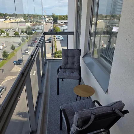 Marivas At The Station, Free Parking & Wifi
